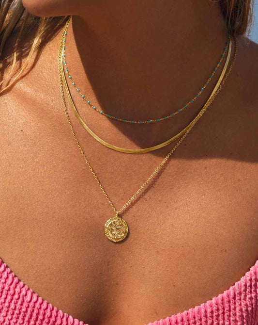 6 joyas de acero que necesitas para este verano