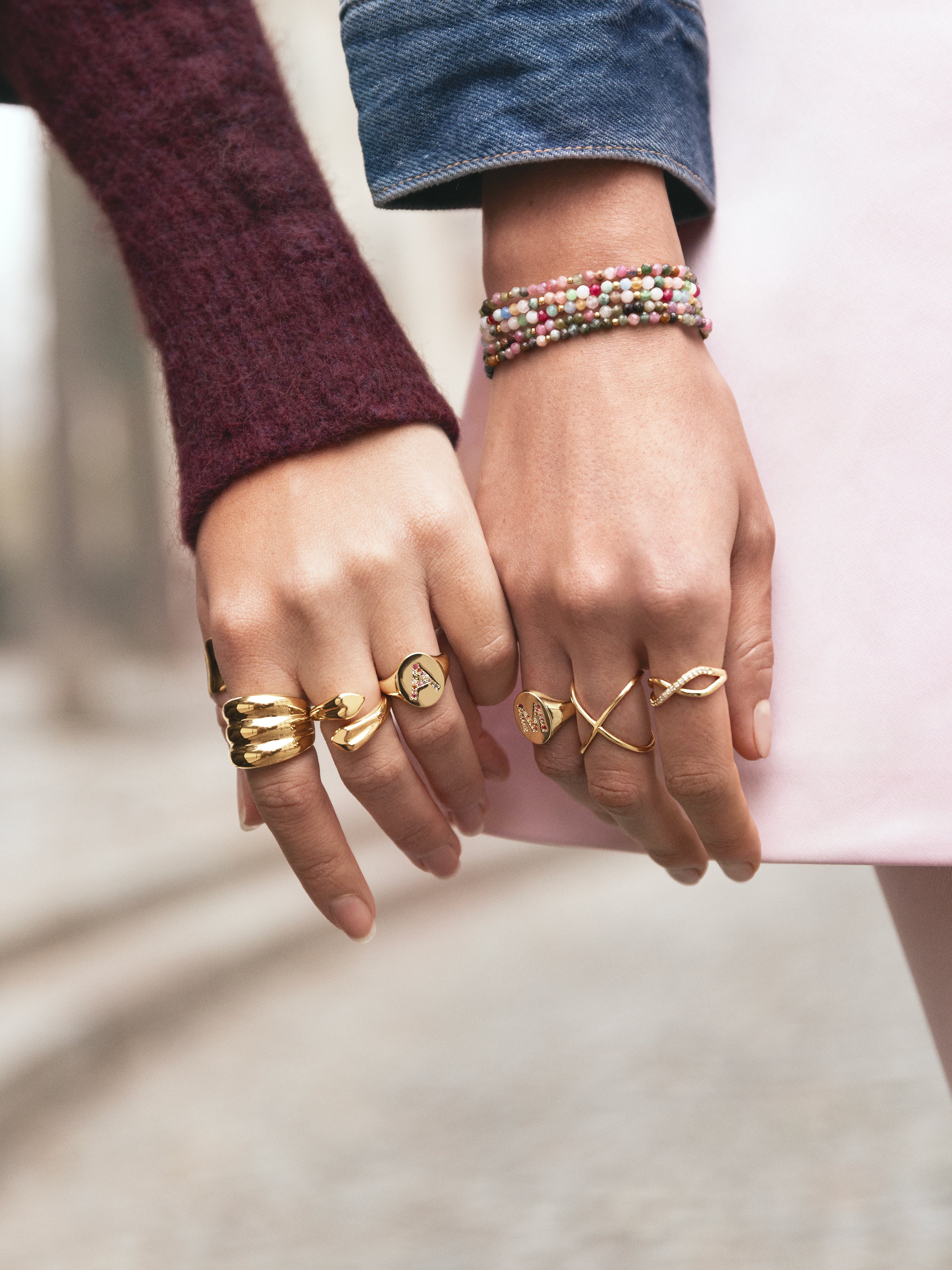 Eterna Sparks Gold Ring