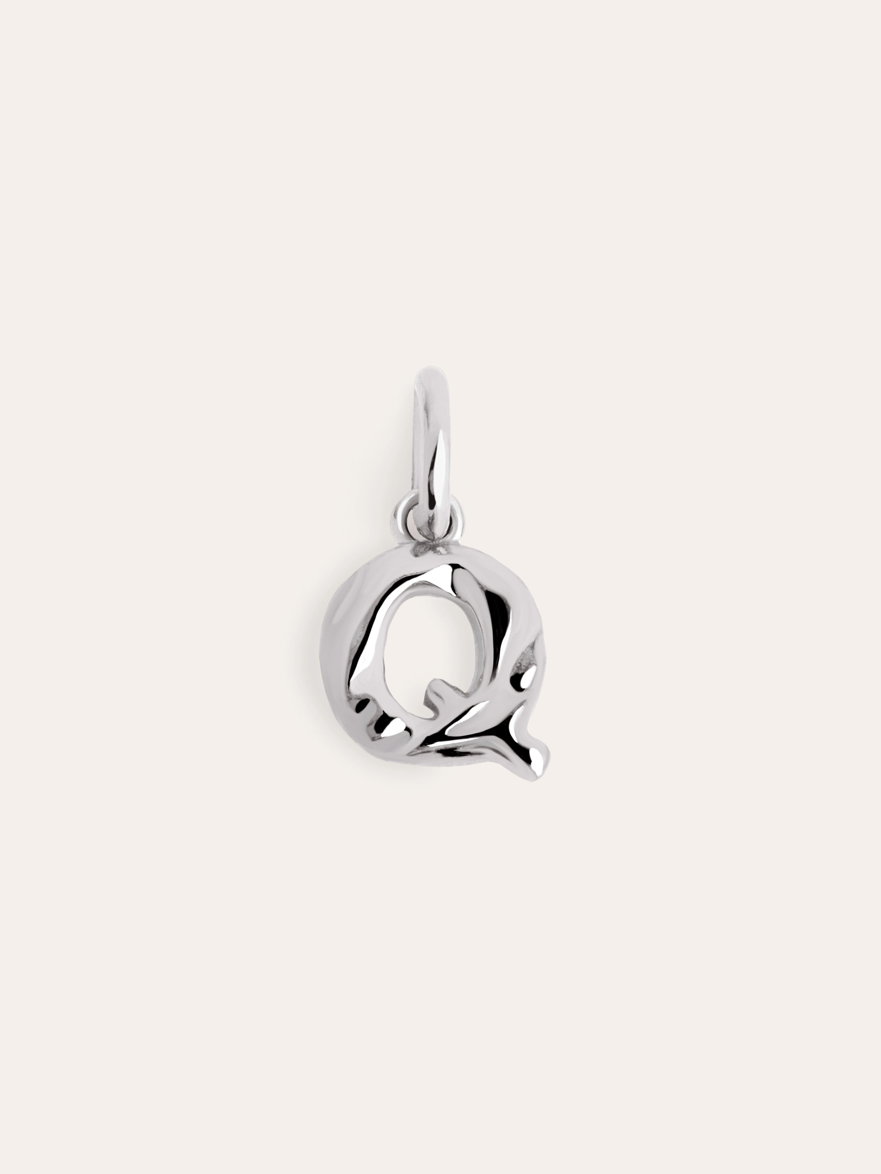 Charm Letter Organic Plata