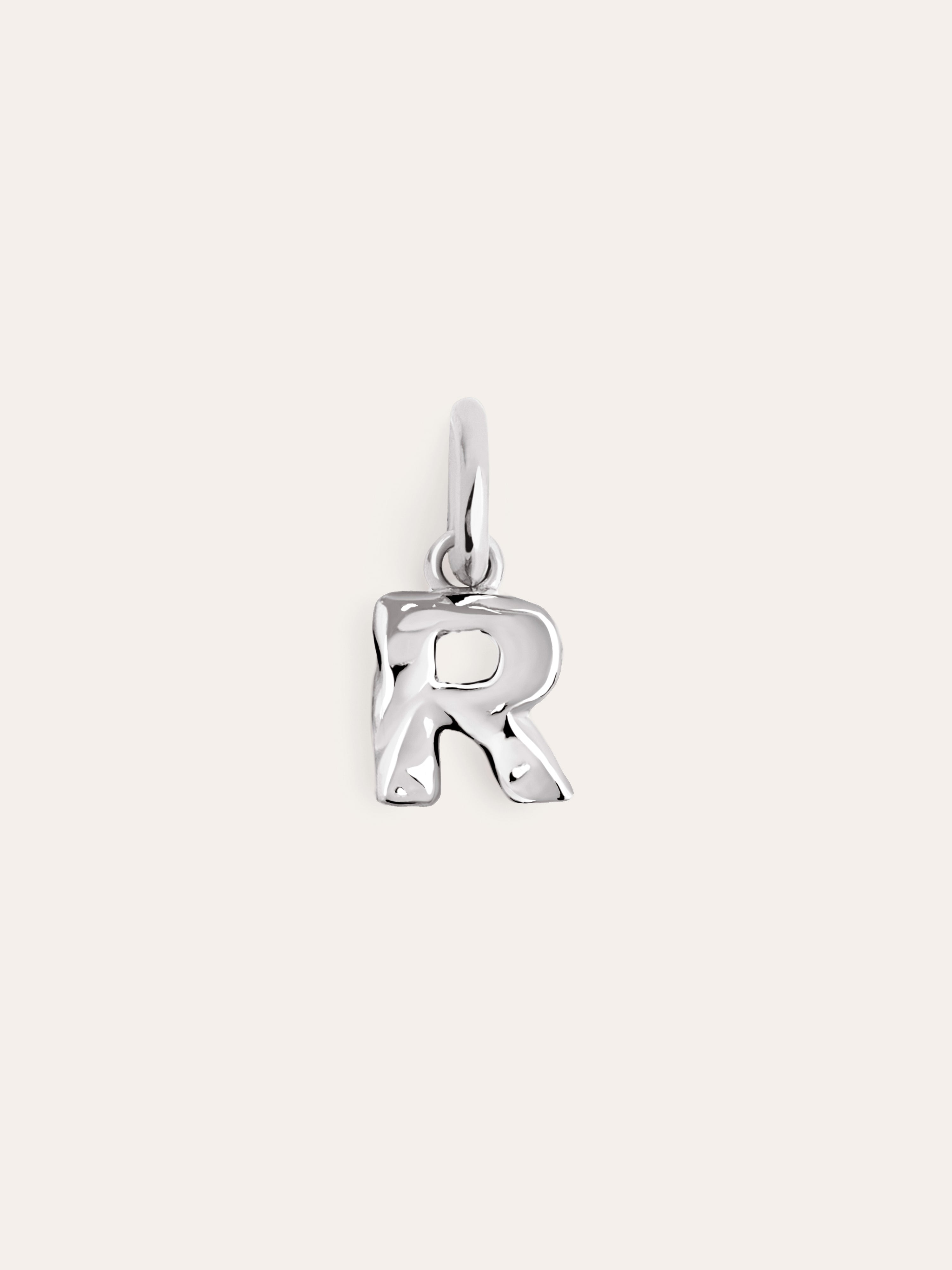 Charm Letter Organic Plata