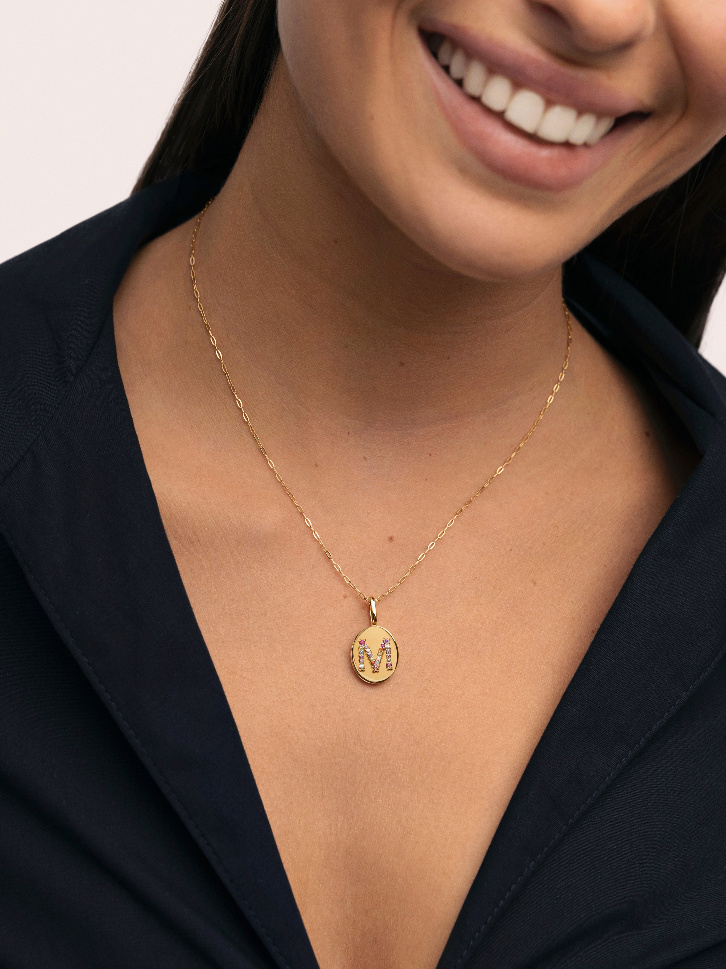 Charm Personalizado Signet Letter Colors Baño Oro