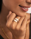 Anillo Abraccio White Acero Baño Oro