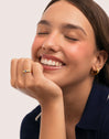 Ring Alma Kyanit vergoldet - puesto en modelo