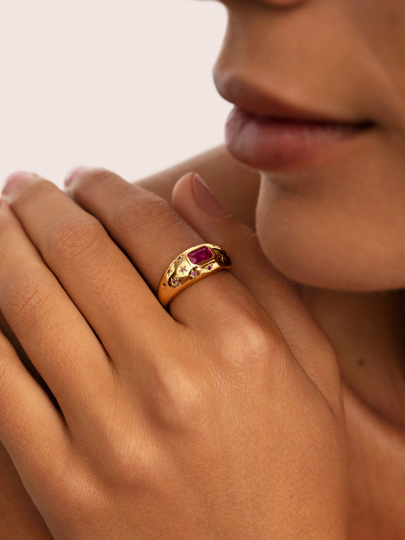Charlotte Fucsia Gold Ring 