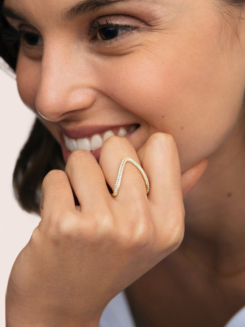 Scarlett V Gold Ring