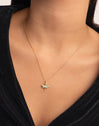 Charm Libellule Plaqué Or - puesto en modelo