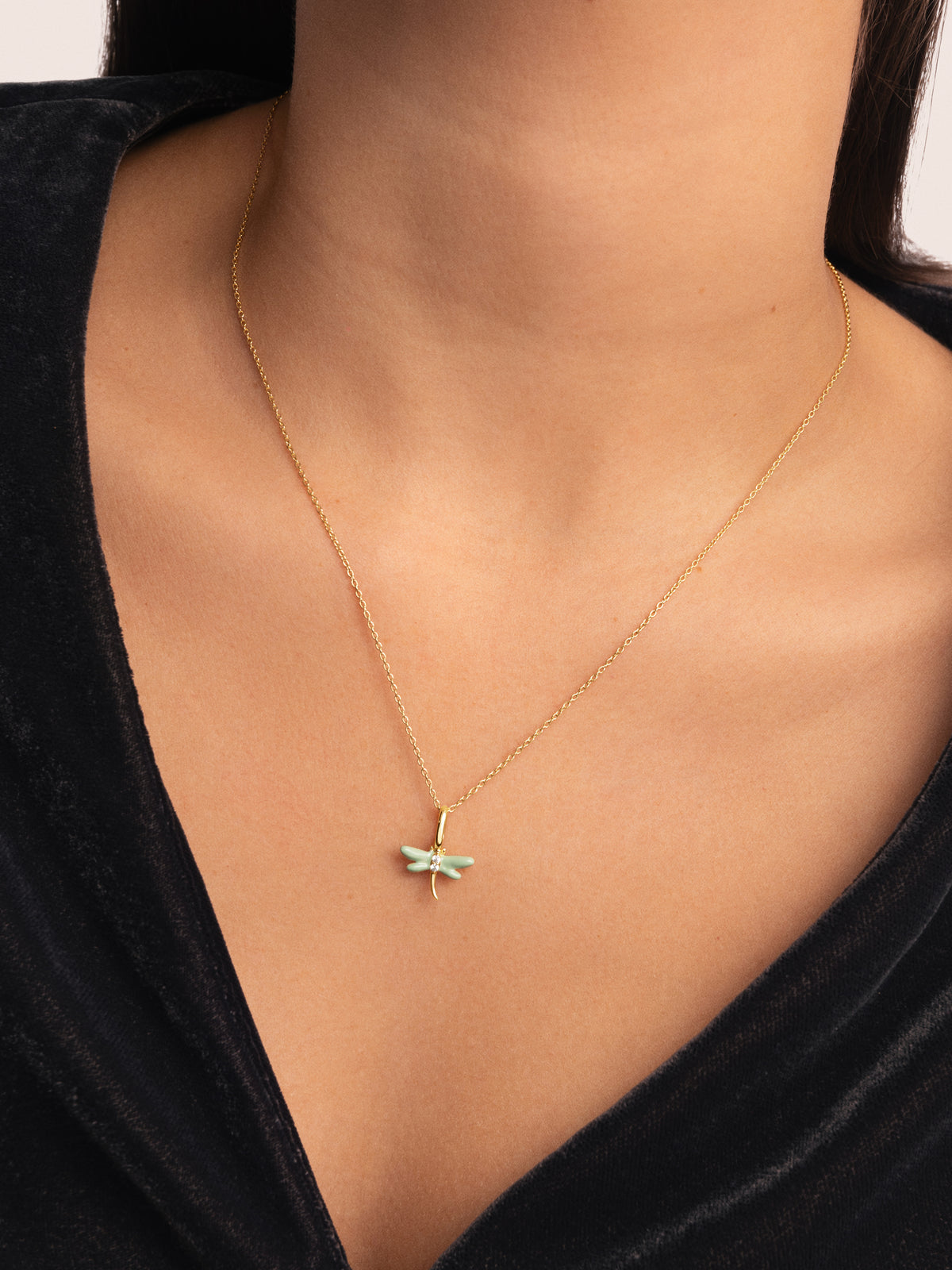 Charm Libellule Plaqué Or - puesto en modelo