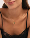 Collar Ágata Stone Acero Baño Oro - puesto en modelo