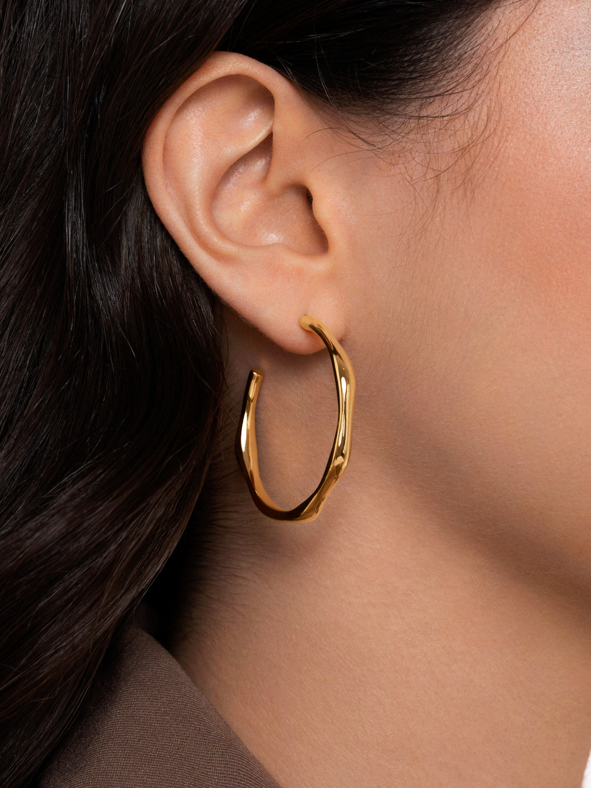 Pendientes Aro Bamboo Acero Baño Oro - puesto en modelo