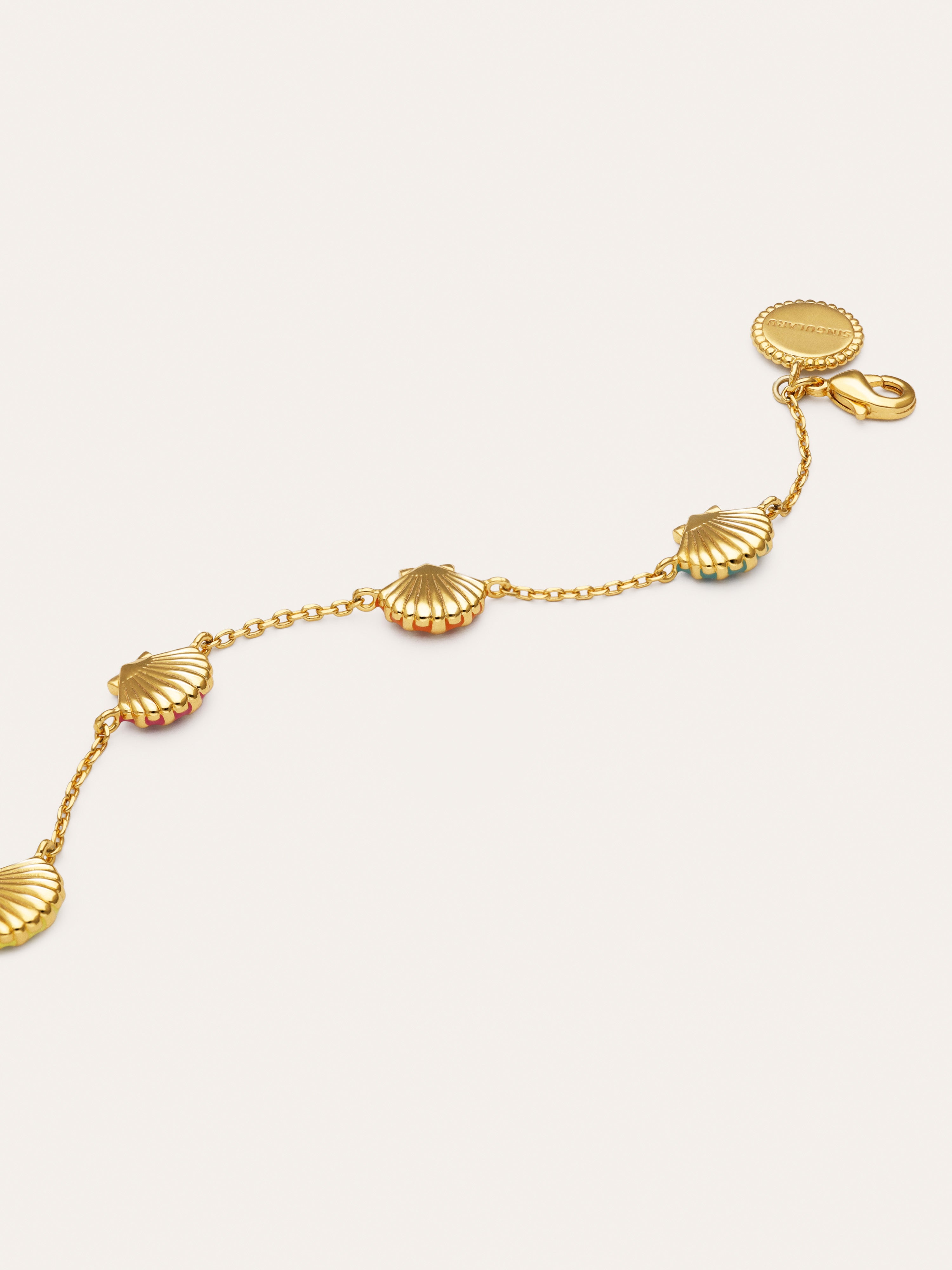 Pulsera Conchas Enamel Baño Oro