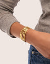 Bracelet Odyssée Acier Plaqué Or - puesto en modelo