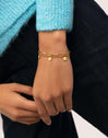 Bracelet Sienna Steel Gold Plated - puesto en modelo