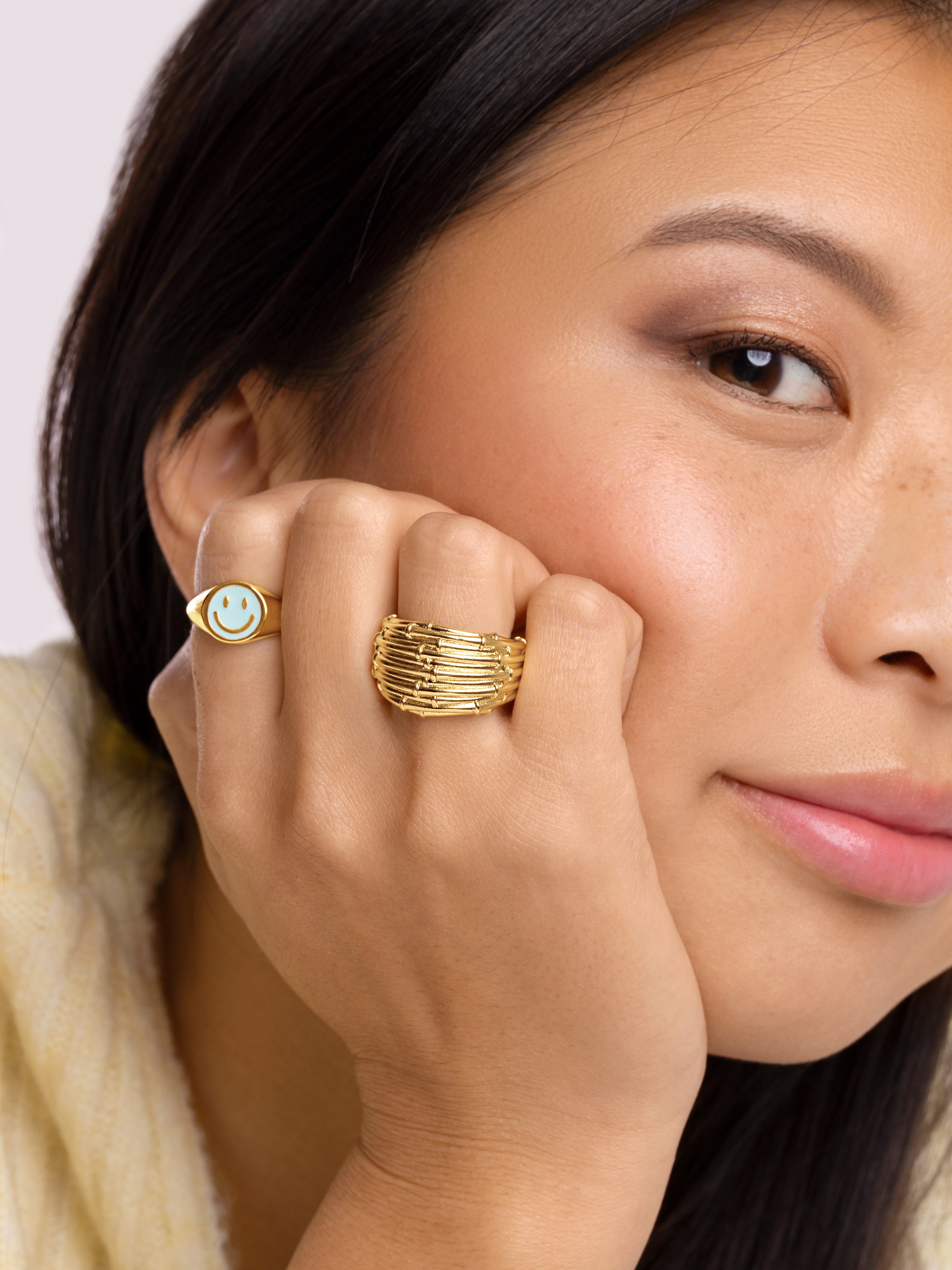 Anillo Smiley Sky Enamel Baño Oro